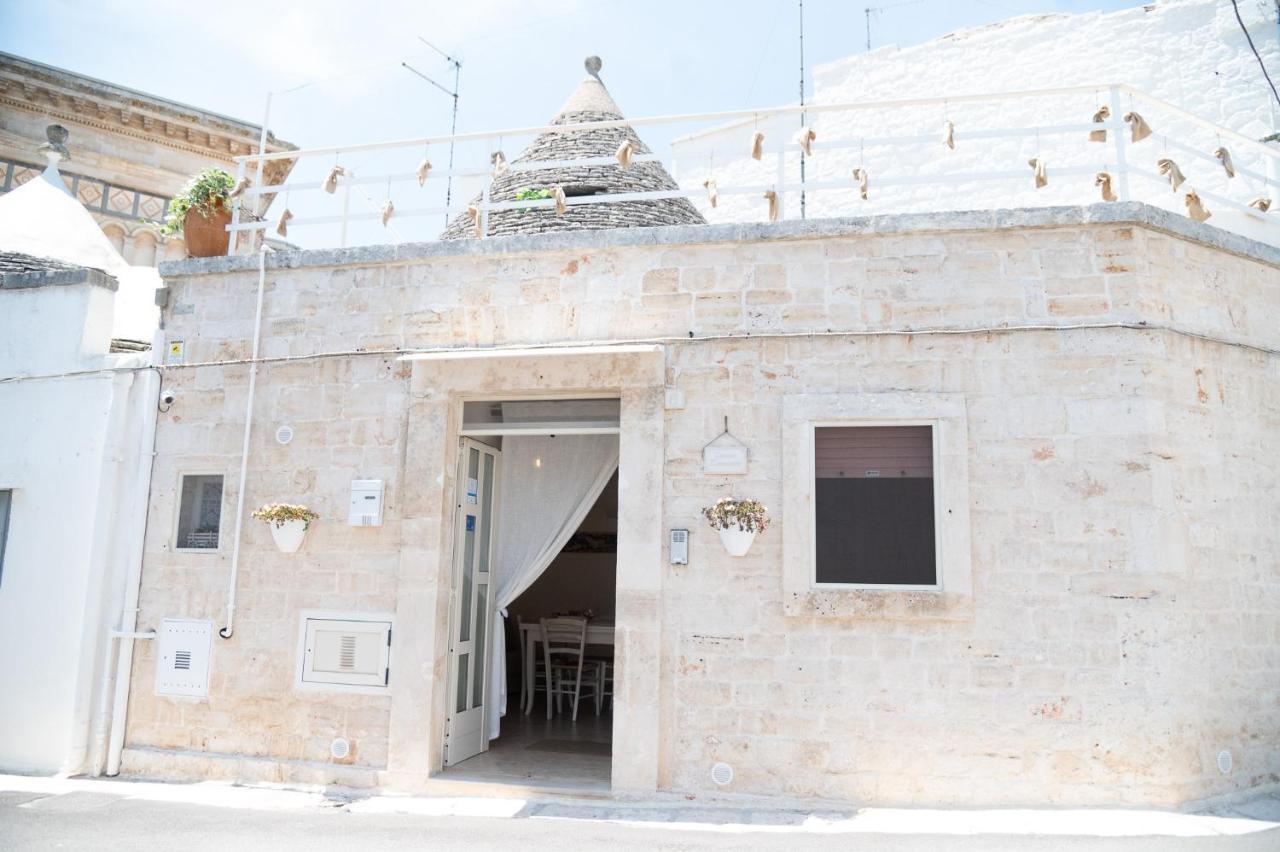 Trullo Dimora Zaccaria Apartment อัลเบโรเบลโล ภายนอก รูปภาพ